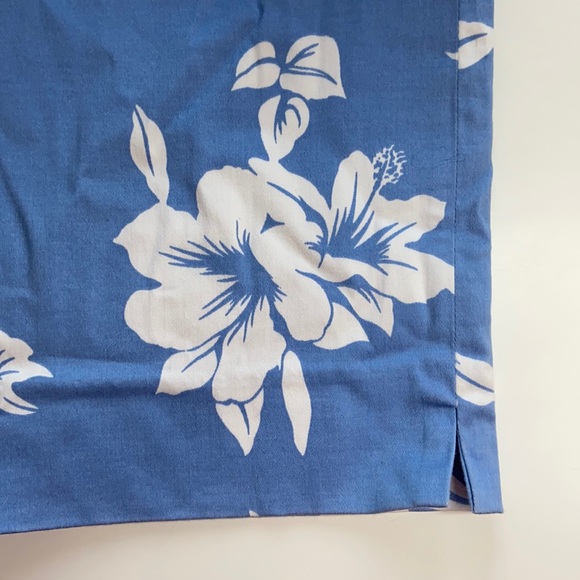 Sutton Studio Blue Floral Capris - Picture 3 of 3